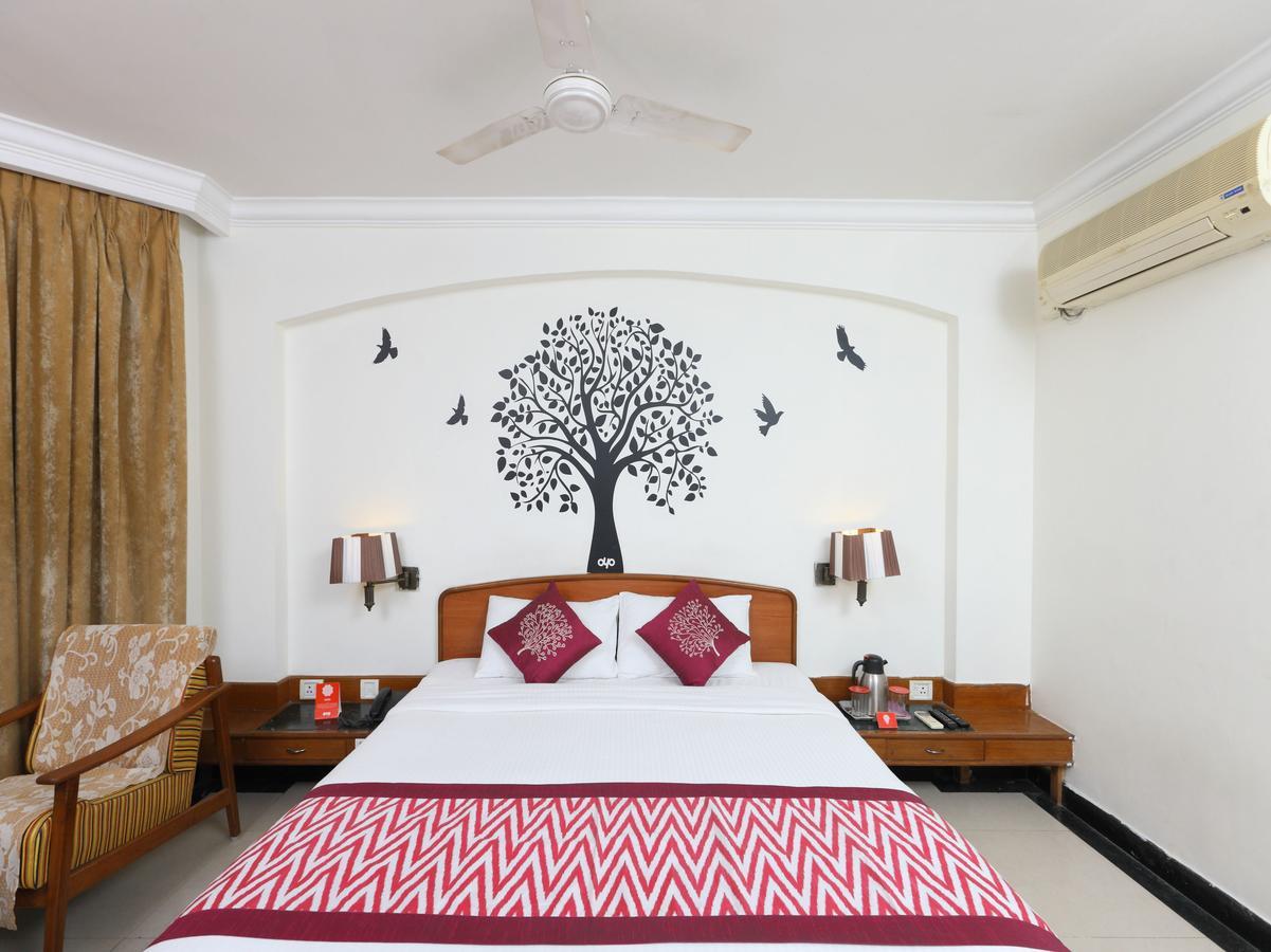 Oyo 1081 Hotel Sindhu International Tirupati Exterior photo