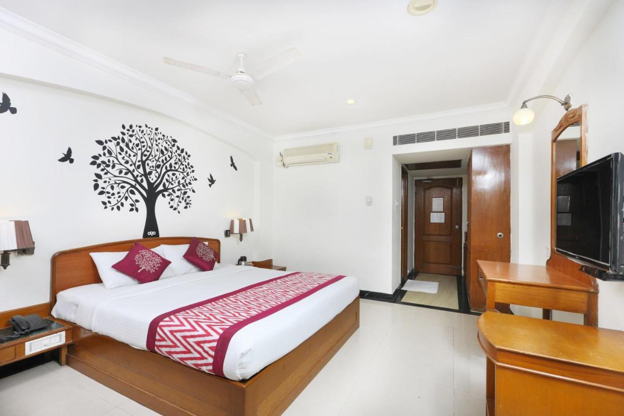 Oyo 1081 Hotel Sindhu International Tirupati Exterior photo